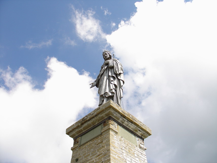 La statua del Redentore sul Saccarello