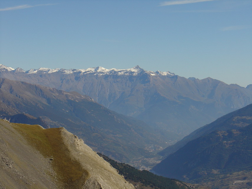 Panorama verso l'Italia: tra le vette il Rocciamelone