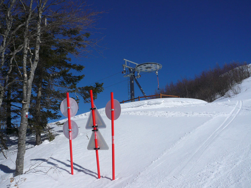 Il nuovo skilift al Prato della Cipolla. Nel 2010 costruiranno la seggiovia che arriverà sul monte Bue.