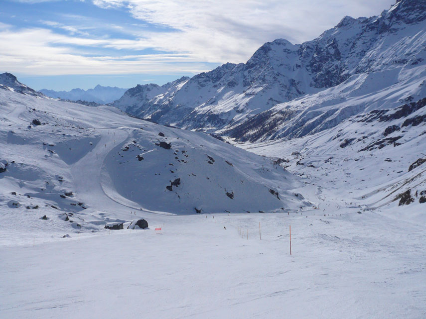 Piste perfette e scenari tra i più grandiosi delle Alpi hanno caratterizzato questa bella giornata di sci. Ora però, qui come in tutto l'arco alpino, urgono al più presto nuove nevicate