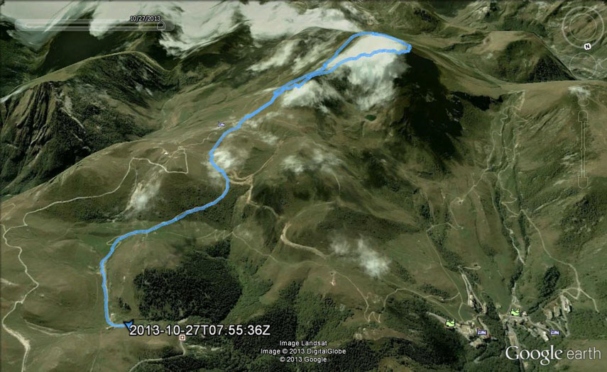 Il tracciato dell’escursione rilevato con il gps. Partenza da Prato Nevoso (piazzale delle seggiovie Rosso e Caudano) - salita lungo le piste da sci fino al Colle della Balma - pendici est e nord del Mondolè (sentiero F6) - nevaio del Mondolè - Mondolè. Al ritorno discesa lungo il crestone sud - sentiero F3 fino al Colle della Balma - Prato Nevoso