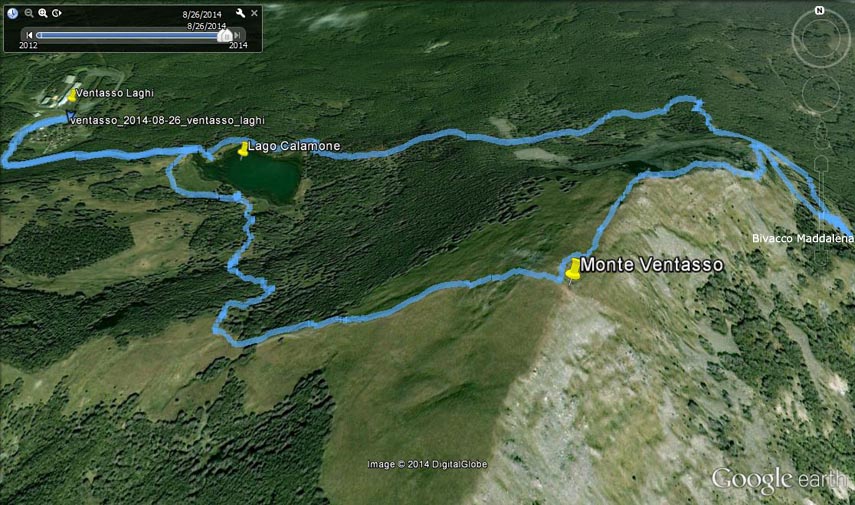 Il tracciato dell'escursione rilevato con il gps (l'anello è stato percorso in senso antiorario). Partenza da Ventasso Laghi (m. 1335, circa 7 km sopra Ramiseto) - Lago Calamone (m. 1403) - Rifugio Venusta - sentiero 661 - pendici occidentali del Ventasso - Monte Ventasso (m. 1727) - cresta nord-orientale del Ventasso - Bivacco Santa Maria Maddalena (m. 1502) - sentiero 663 - pendici settentrionali del Ventasso - Lago Calamone - Ventasso Laghi