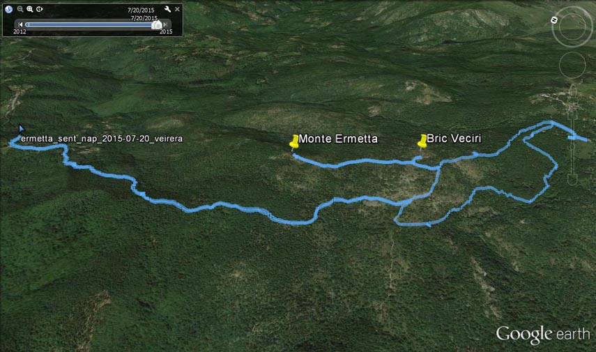 Il tracciato dell’escursione rilevato con il gps. Partenza dalla località Veirera (1 km da Alberola lungo la provinciale per Piampaludo, m. 979) - pendici occidentali dell’Ermetta - Alta Via dei Monti Liguri - Bric Veciri (m. 1264) - Monte Ermetta (m. 1267) - Sella del Beigua (m. 1251) - Area picnic “Pian di Stella” (m. 1220) - Sella del Beigua (m. 1251) - Croce Monumentale del Beigua (m. 1267) - Valle del Sansobbia (percorso giallo del Sentiero Napoleonico) - incrocio con l’Alta Via (m. 1194) - breve tratto di Alta Via in direzione del Beigua - pendici occidentali dell’Ermetta - località Veirera